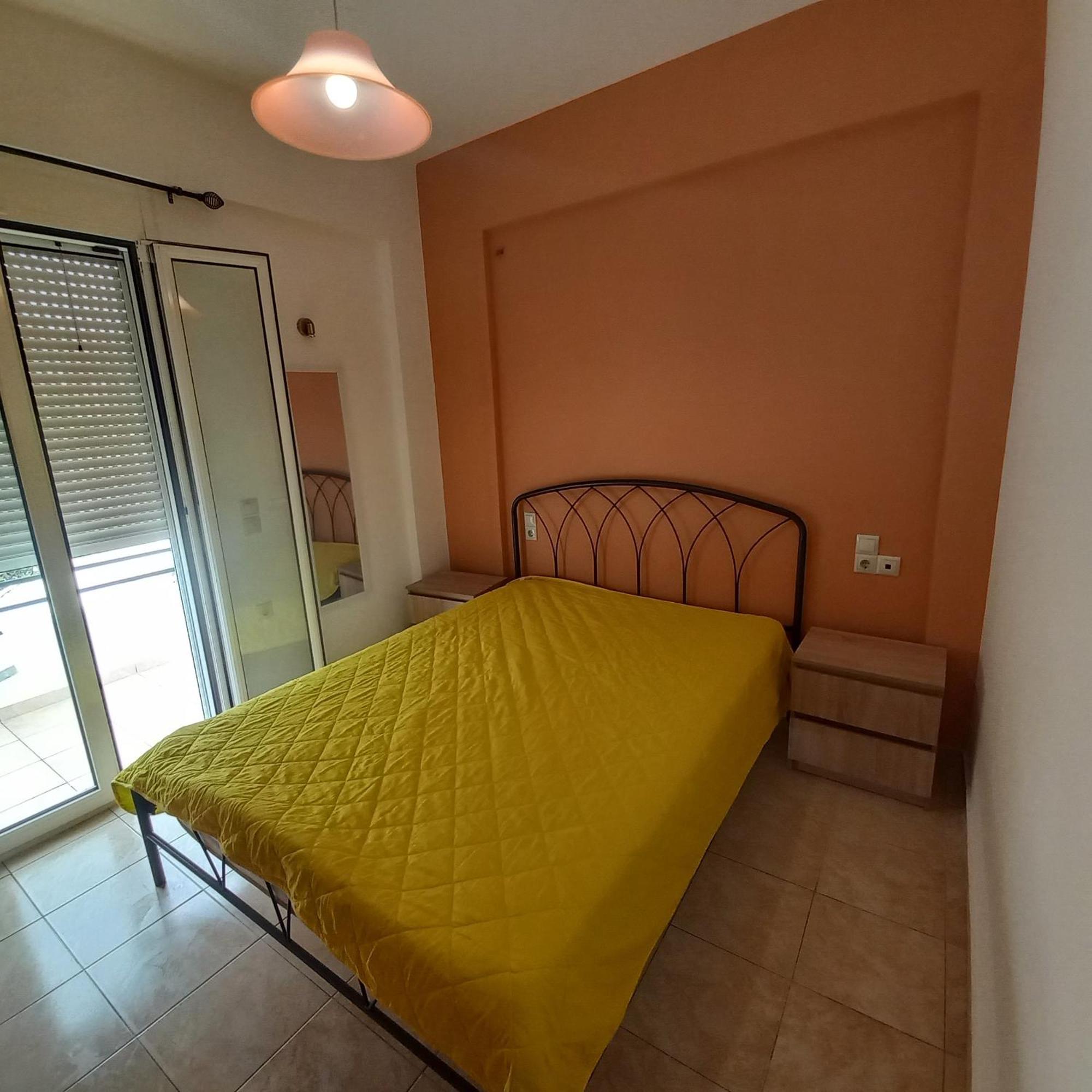 Central Rooms Makry Gialos  Exterior photo