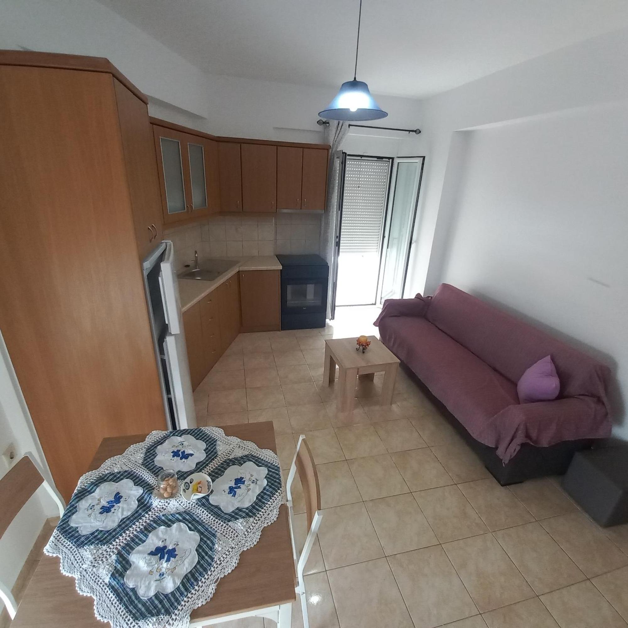 Central Rooms Makry Gialos  Exterior photo